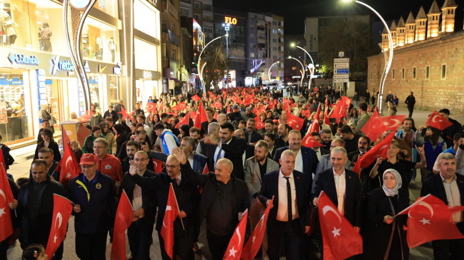 Gebze Cumhuriyet coşkusunu Fener Alayına taşıdı 